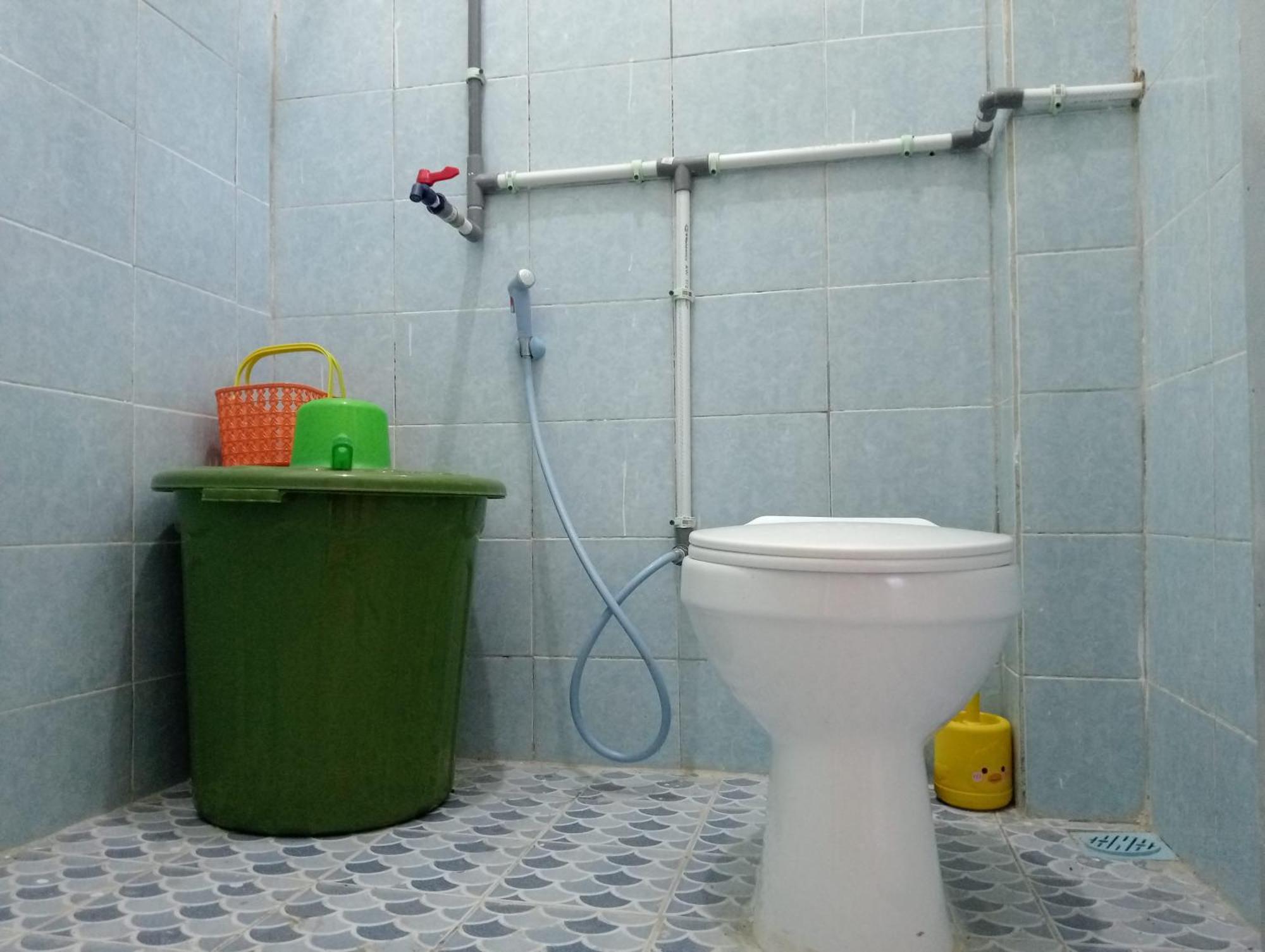 Yusilver Guest House Labuan Bajo Kültér fotó